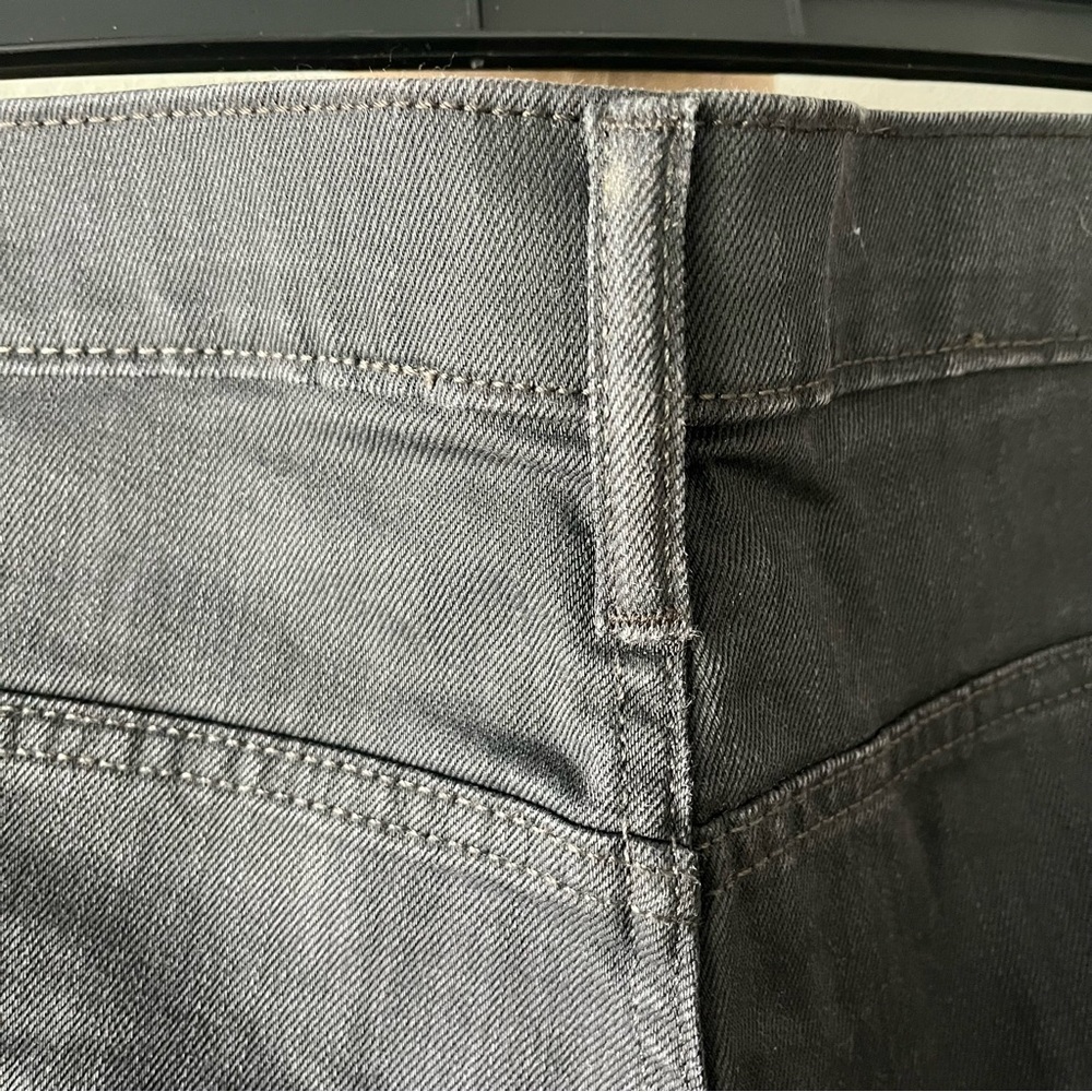 LEVIS Men's sz 60 x 32 541 Dark Gray Zipper Fly Jeans Denim - Picture 16 of 16